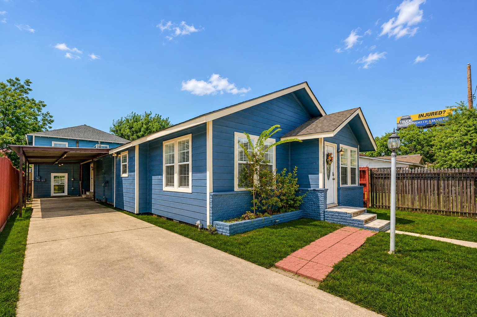 Listing photo 1
