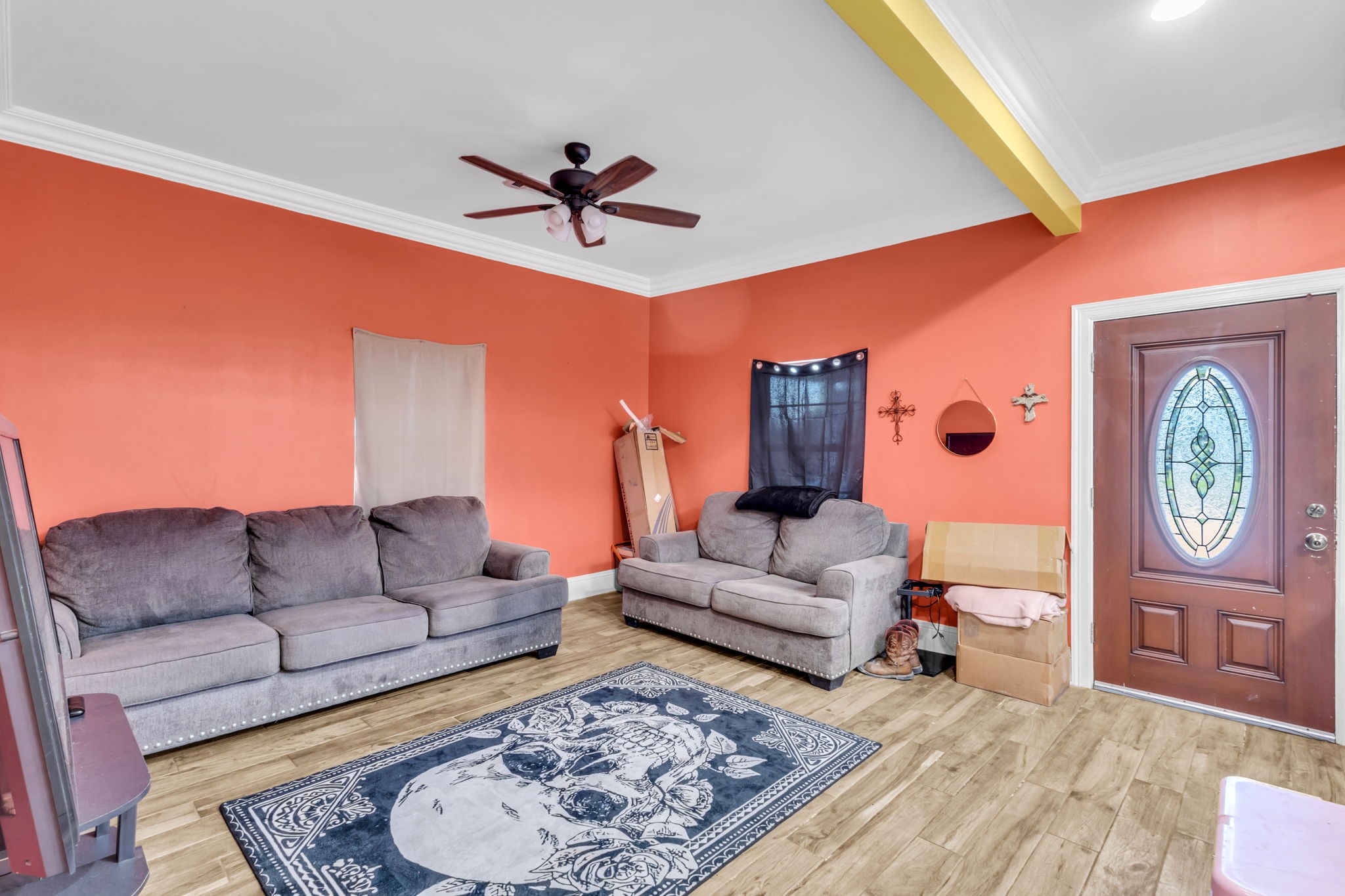 Listing photo 1