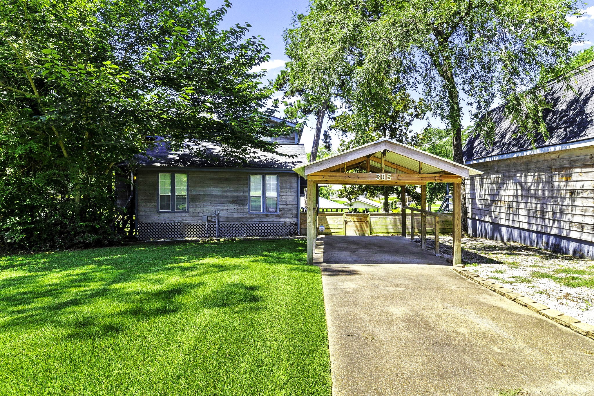 Listing photo 4