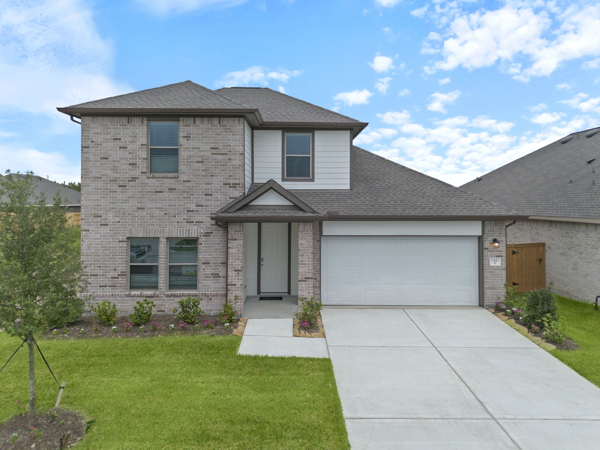 Listing photo 1
