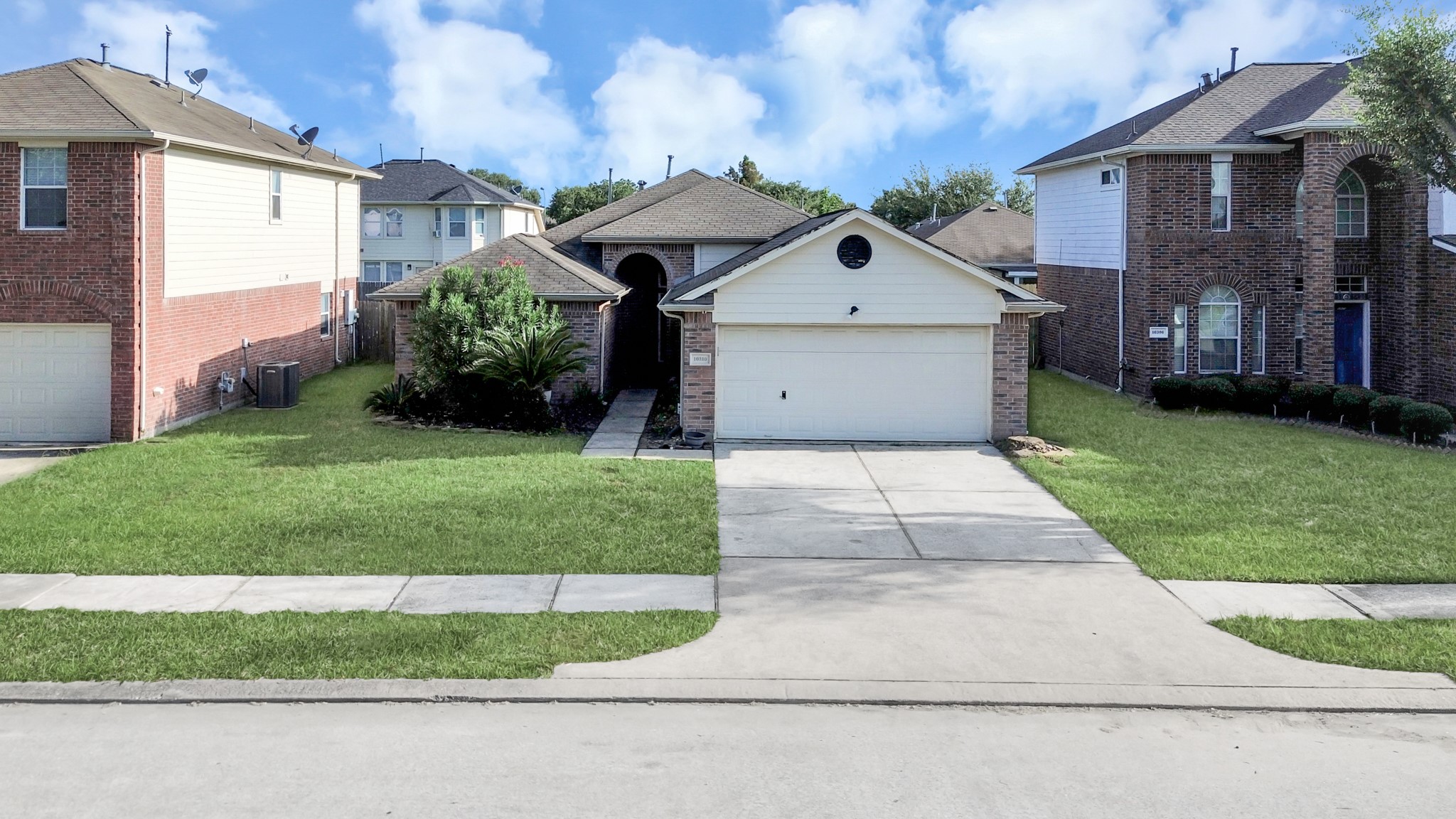 Listing photo 4