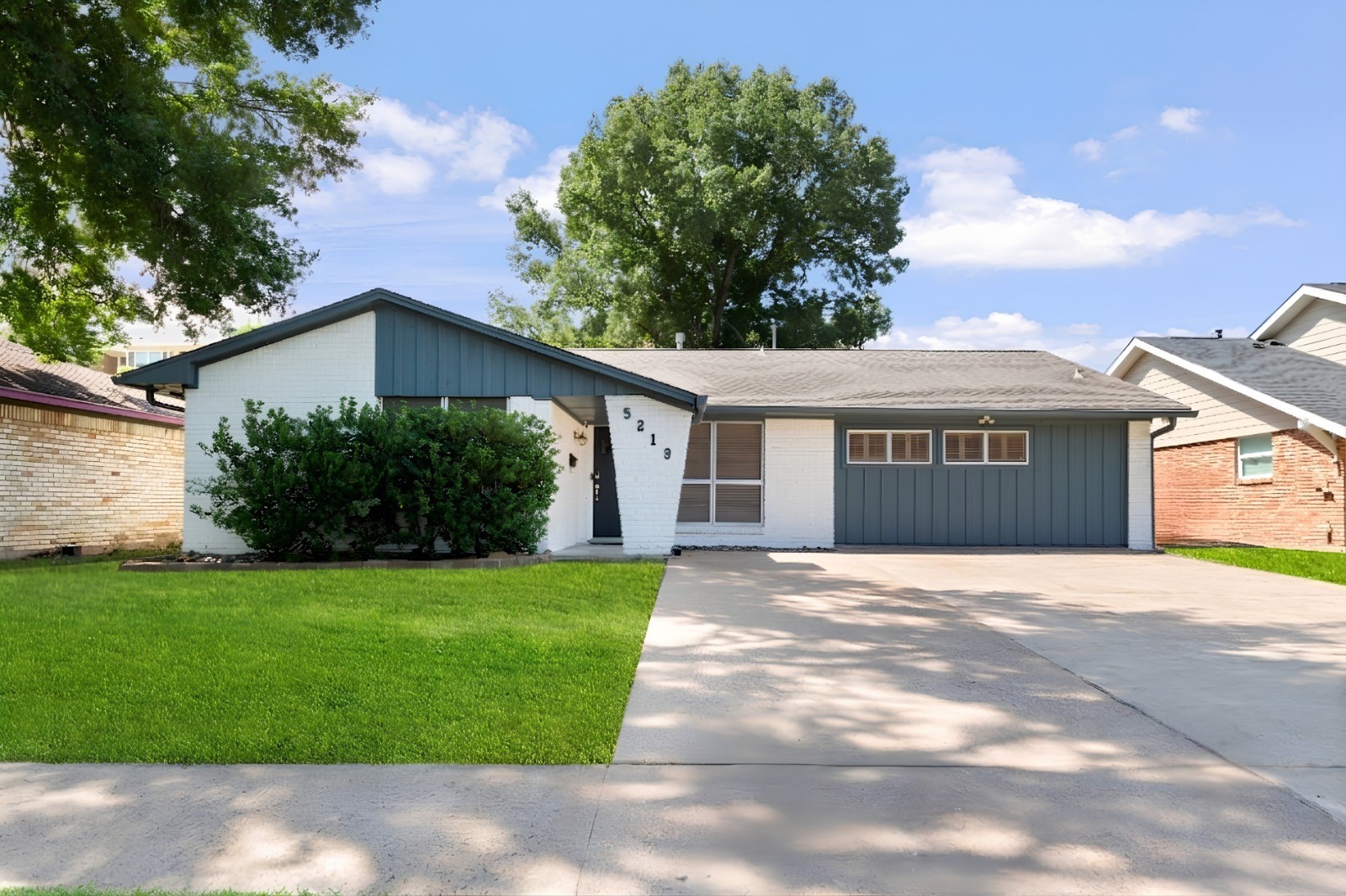 Listing photo 1