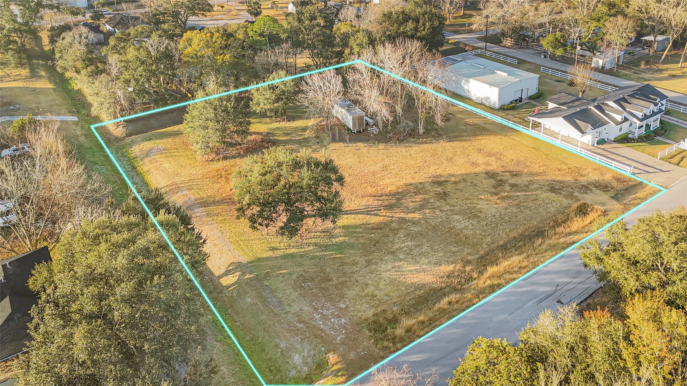 Listing photo 3