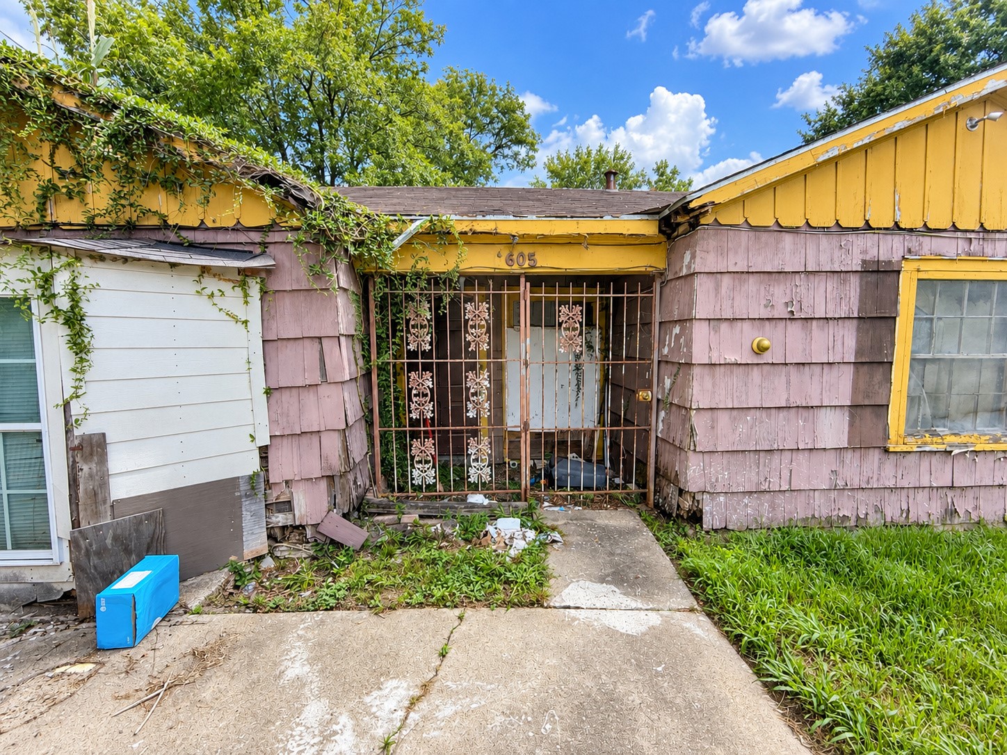 Listing photo 1