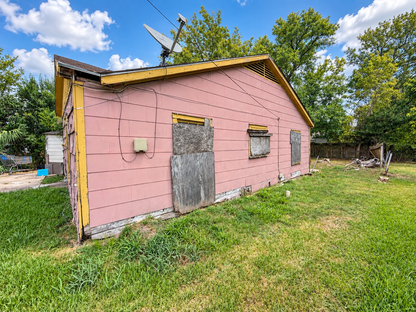 Listing photo 1
