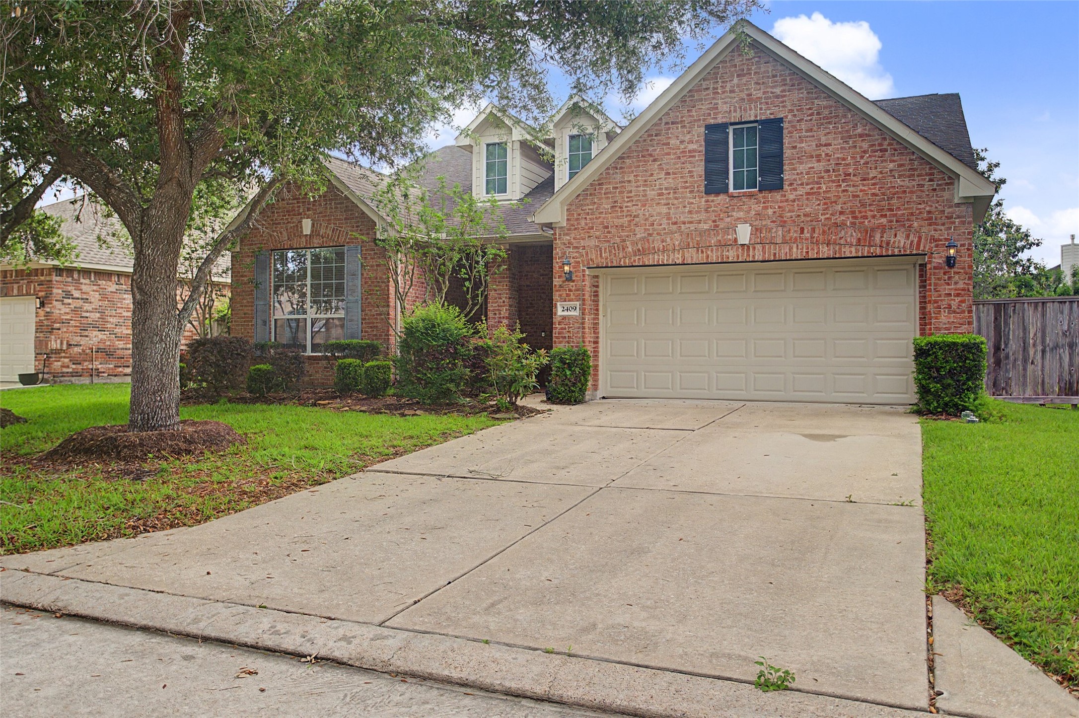Listing photo 1