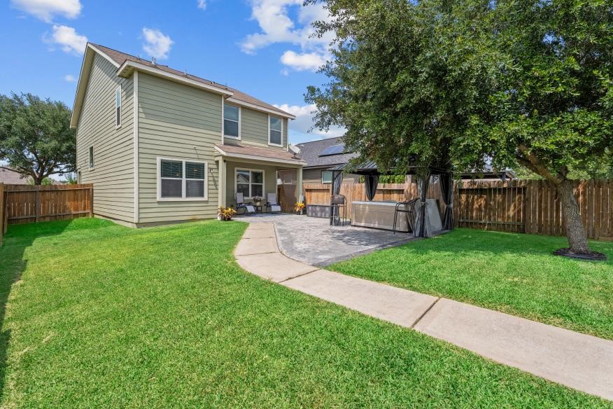 Listing photo 4