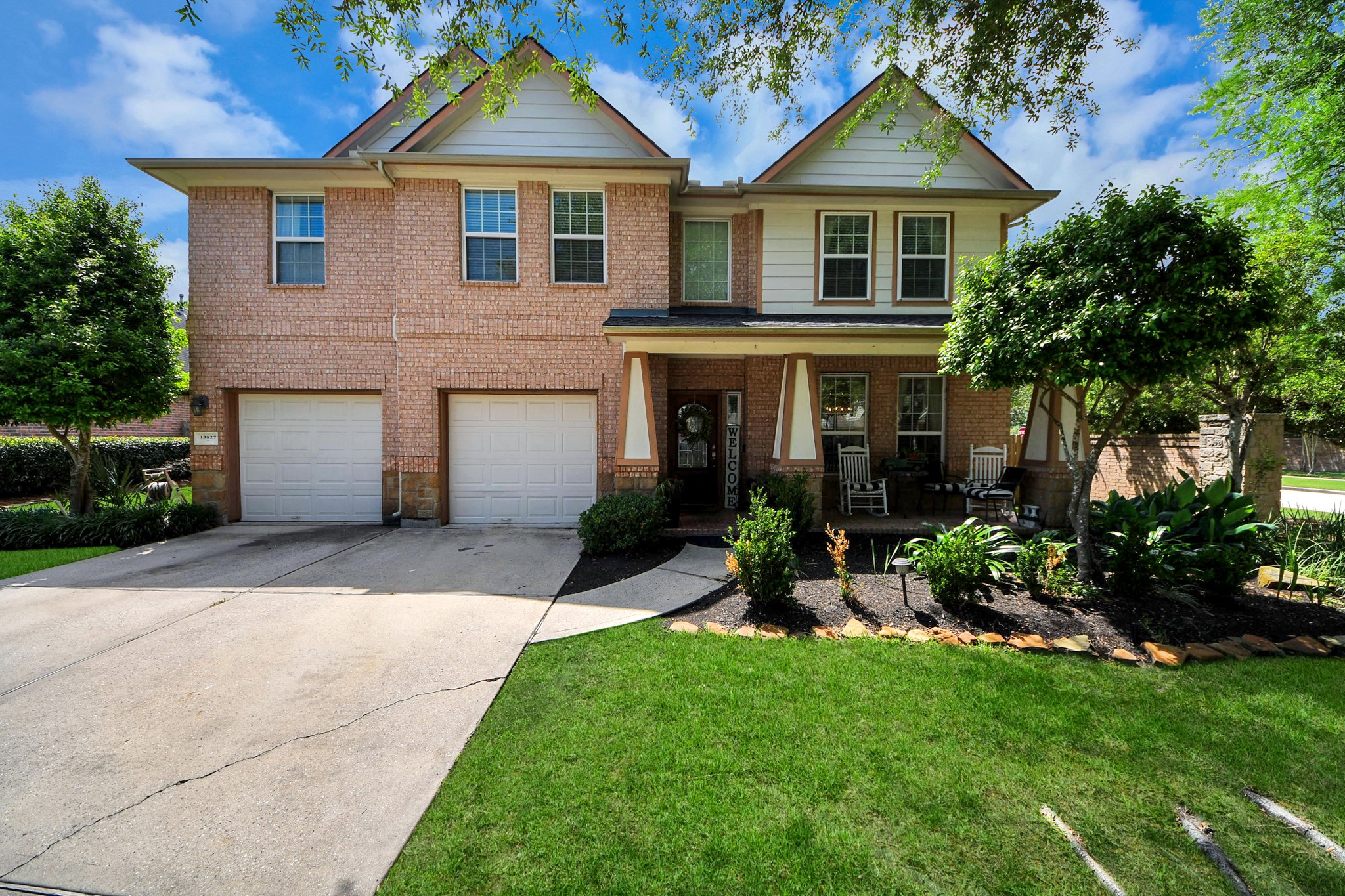 Listing photo 1