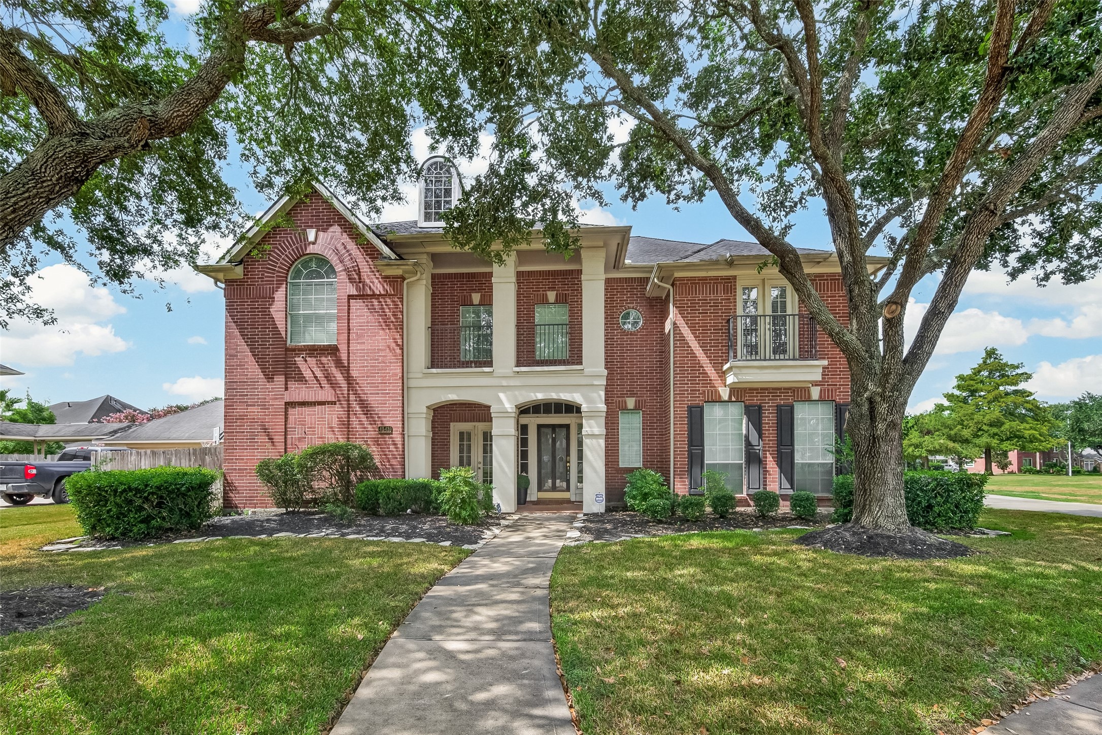 Listing photo 1