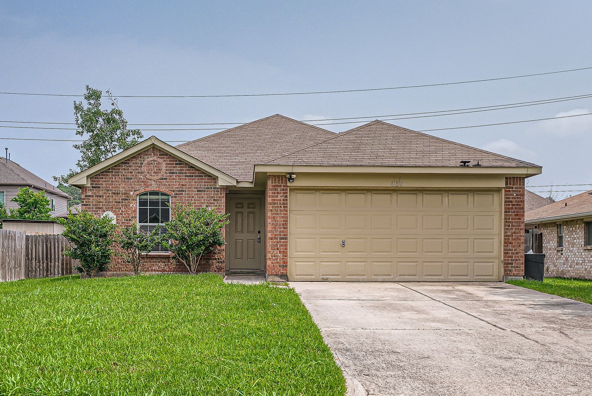Listing photo 1