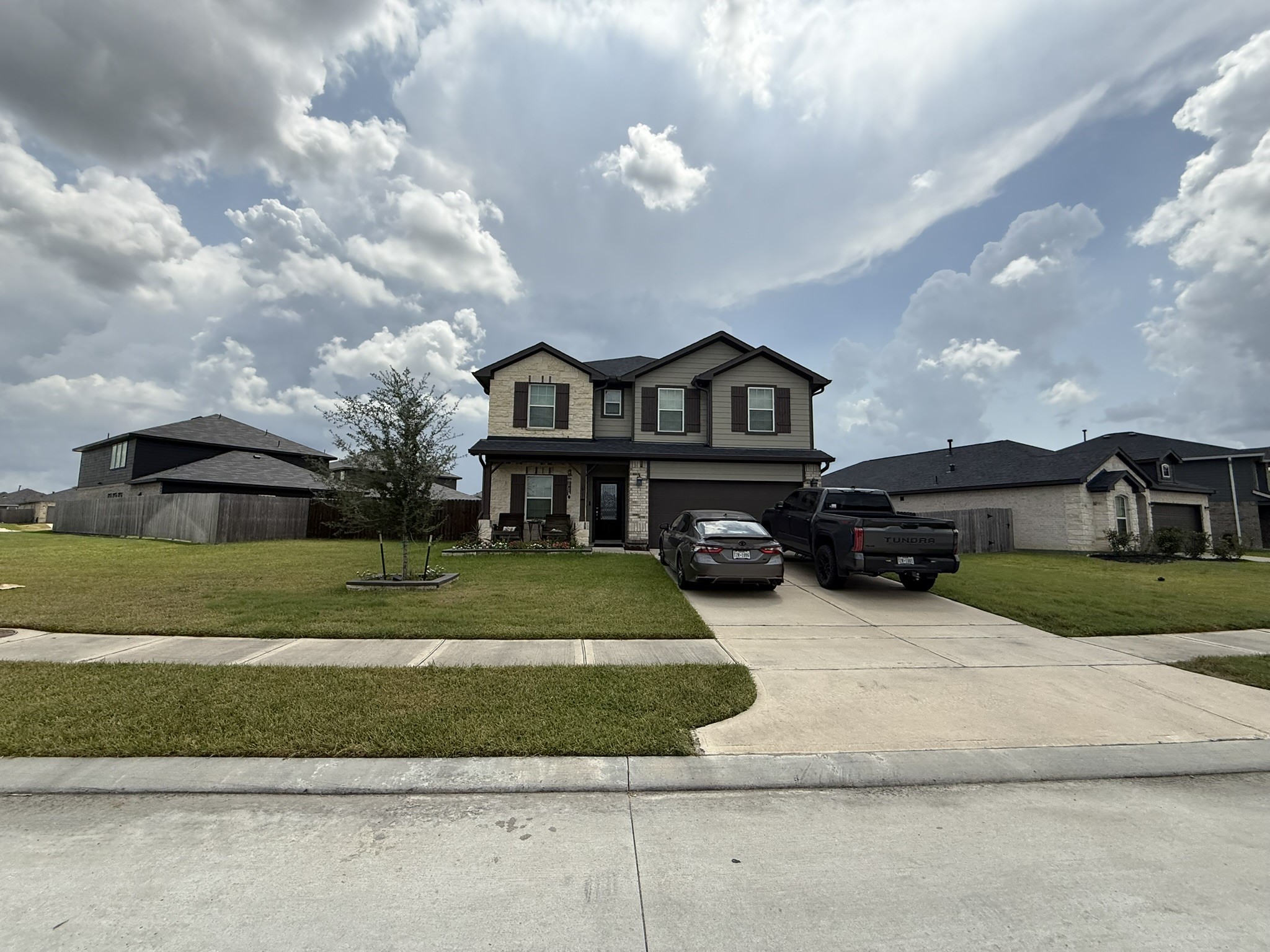 Listing photo 1