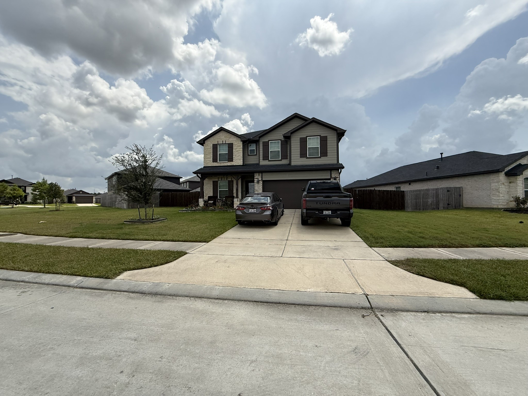 Listing photo 1