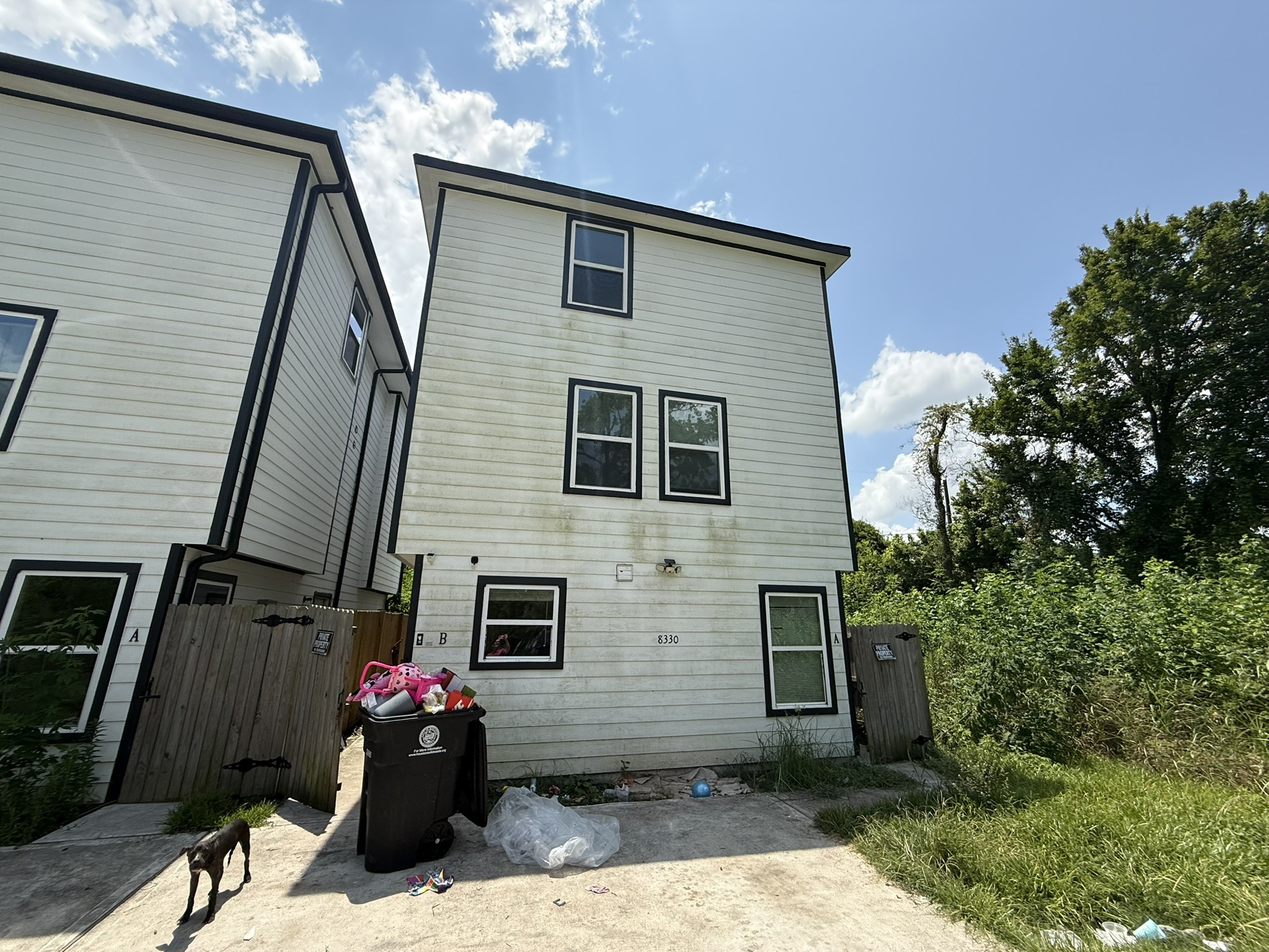 Listing photo 1