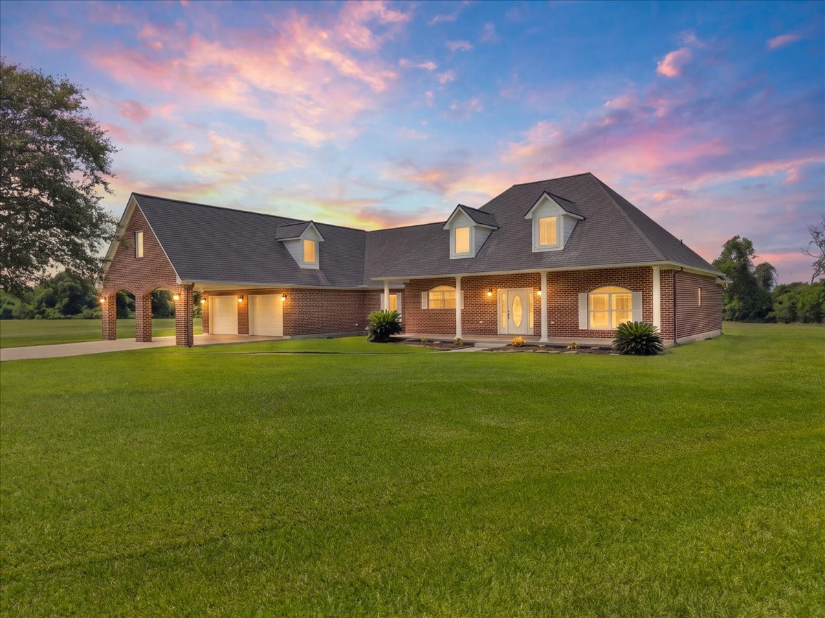 Listing photo 1