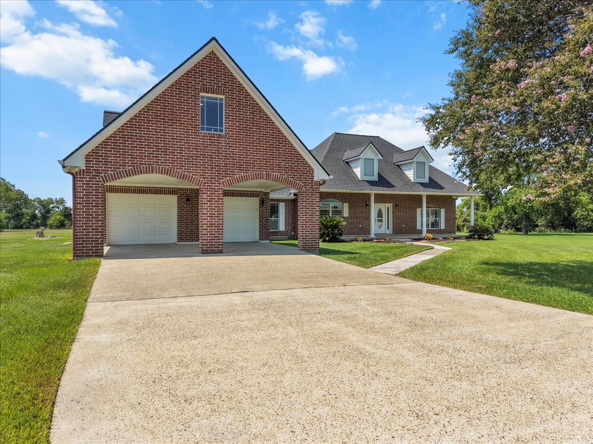 Listing photo 1