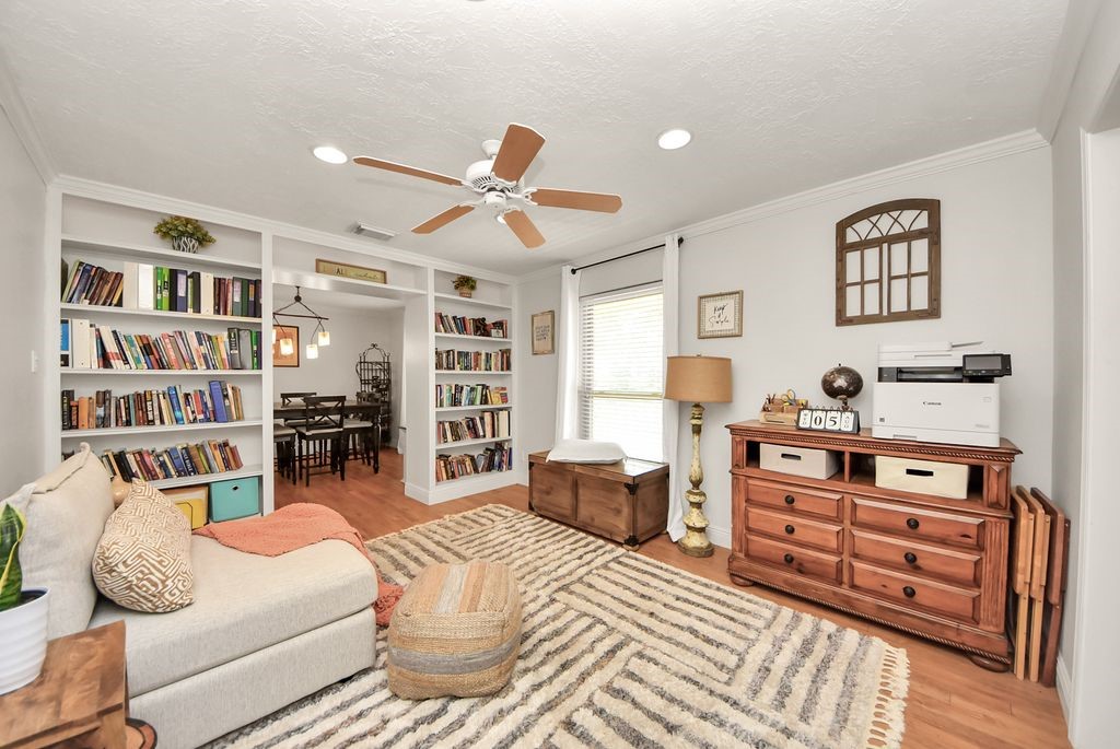 Listing photo 5