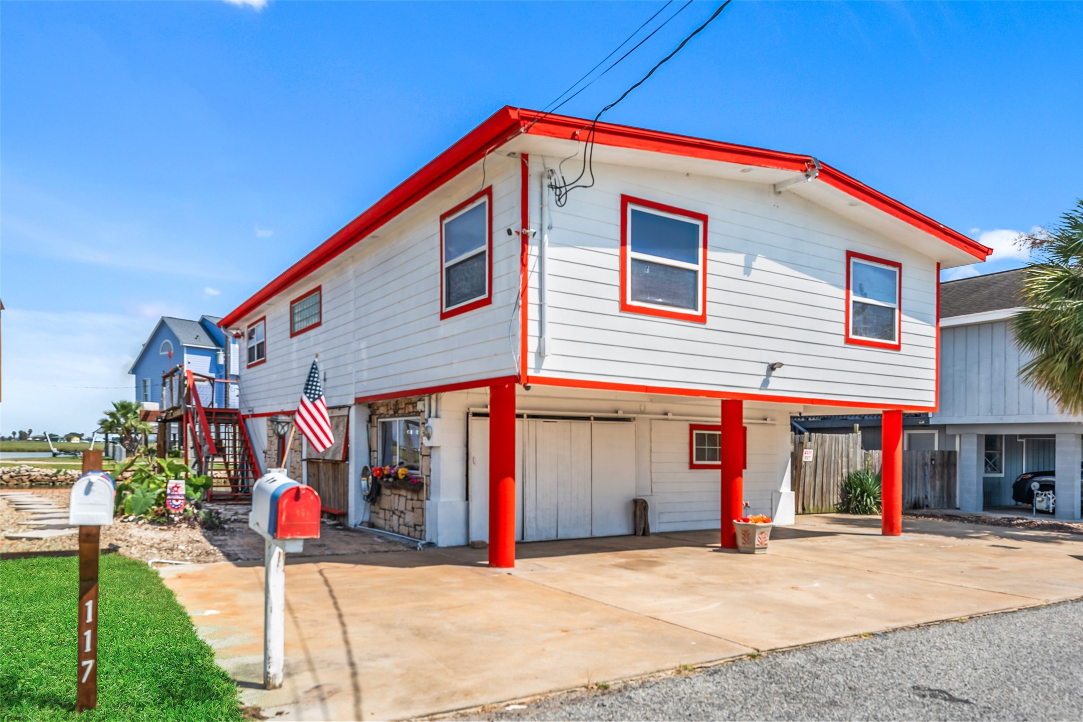 Listing photo 2