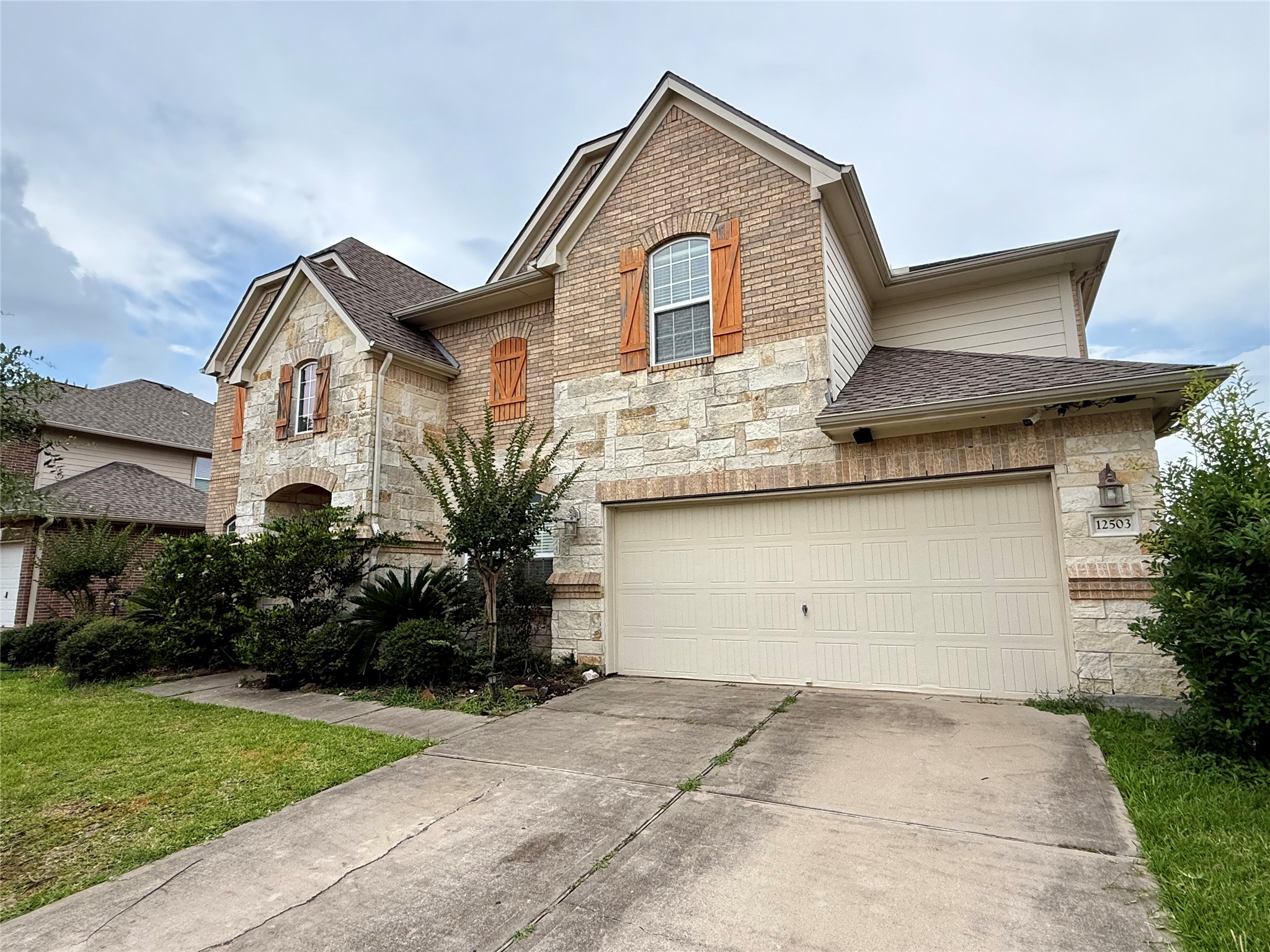 Listing photo 1