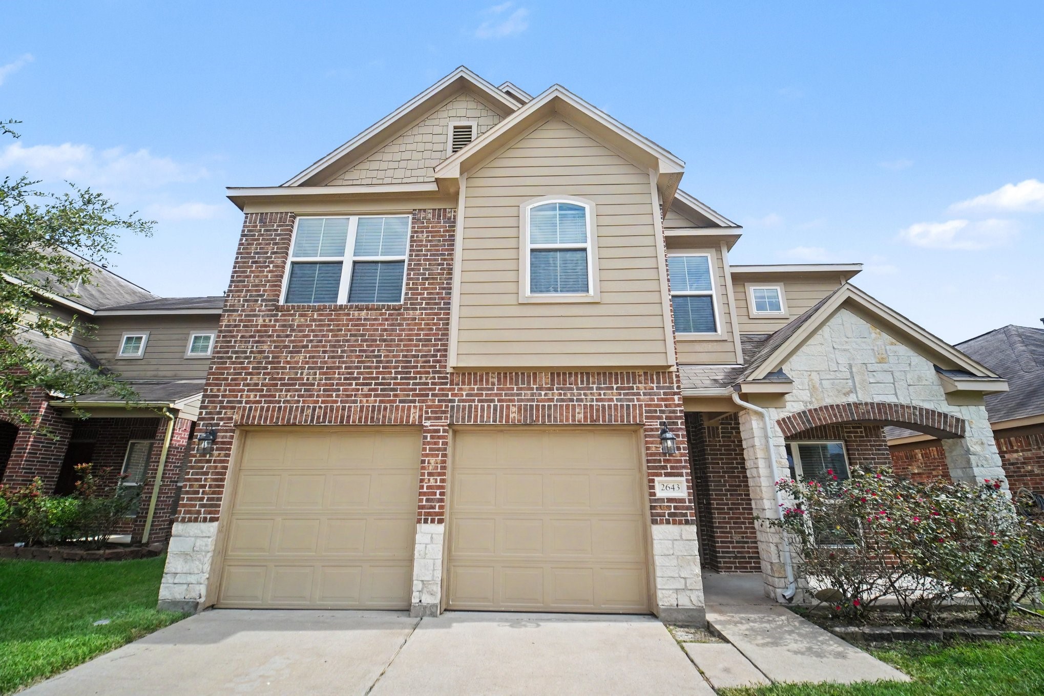 Listing photo 1