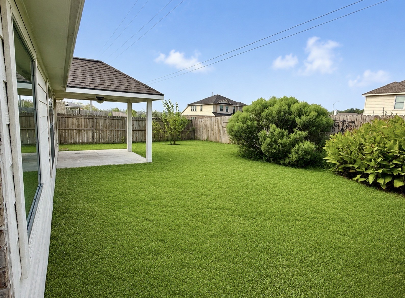 Listing photo 4