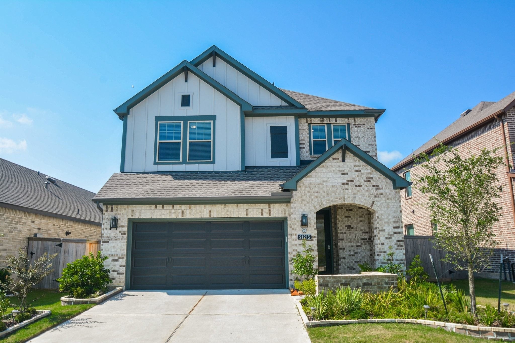 Listing photo 1