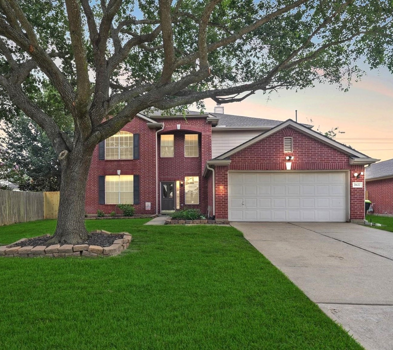 Listing photo 1