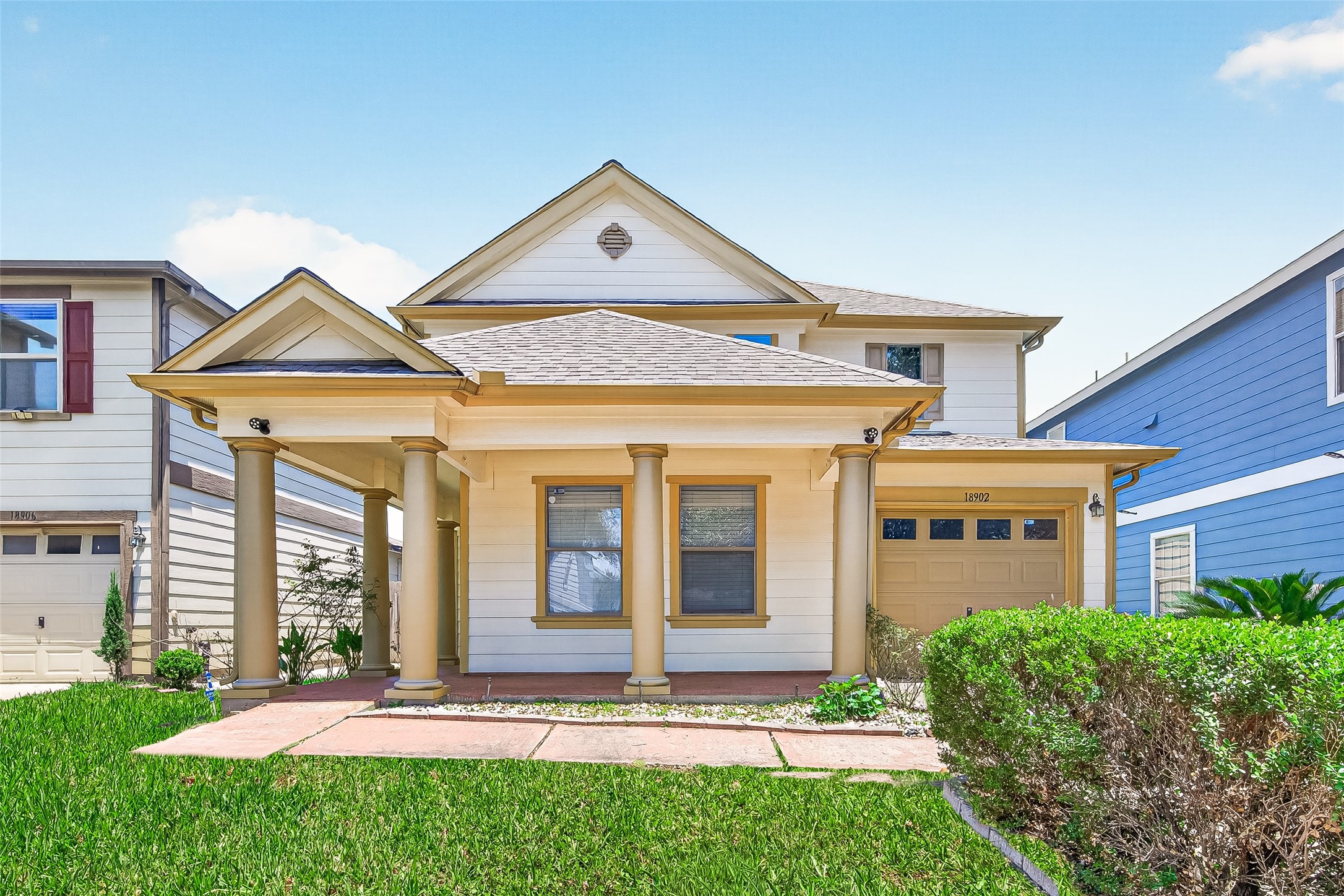 Listing photo 1