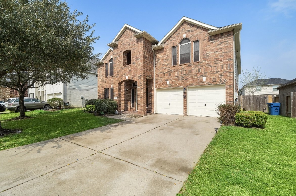 Listing photo 1
