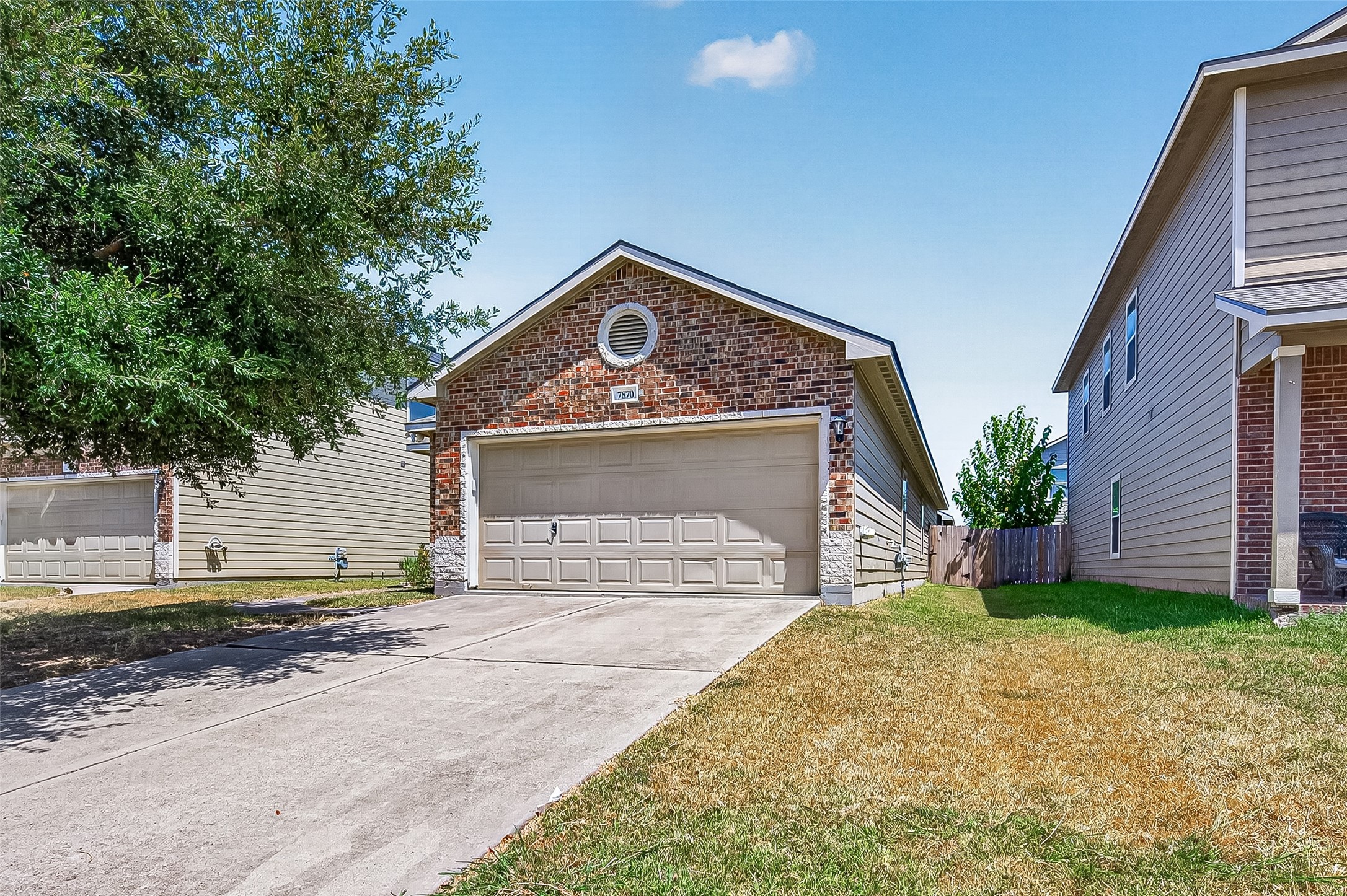 Listing photo 1