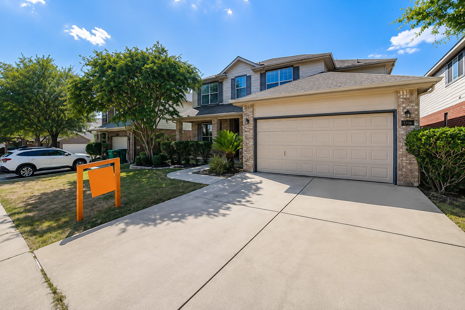 Listing photo 1