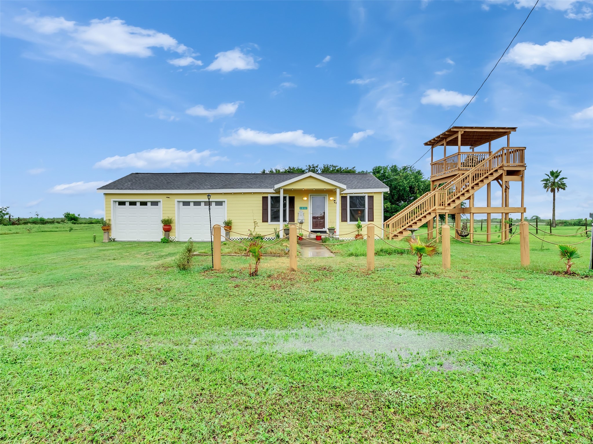Listing photo 3