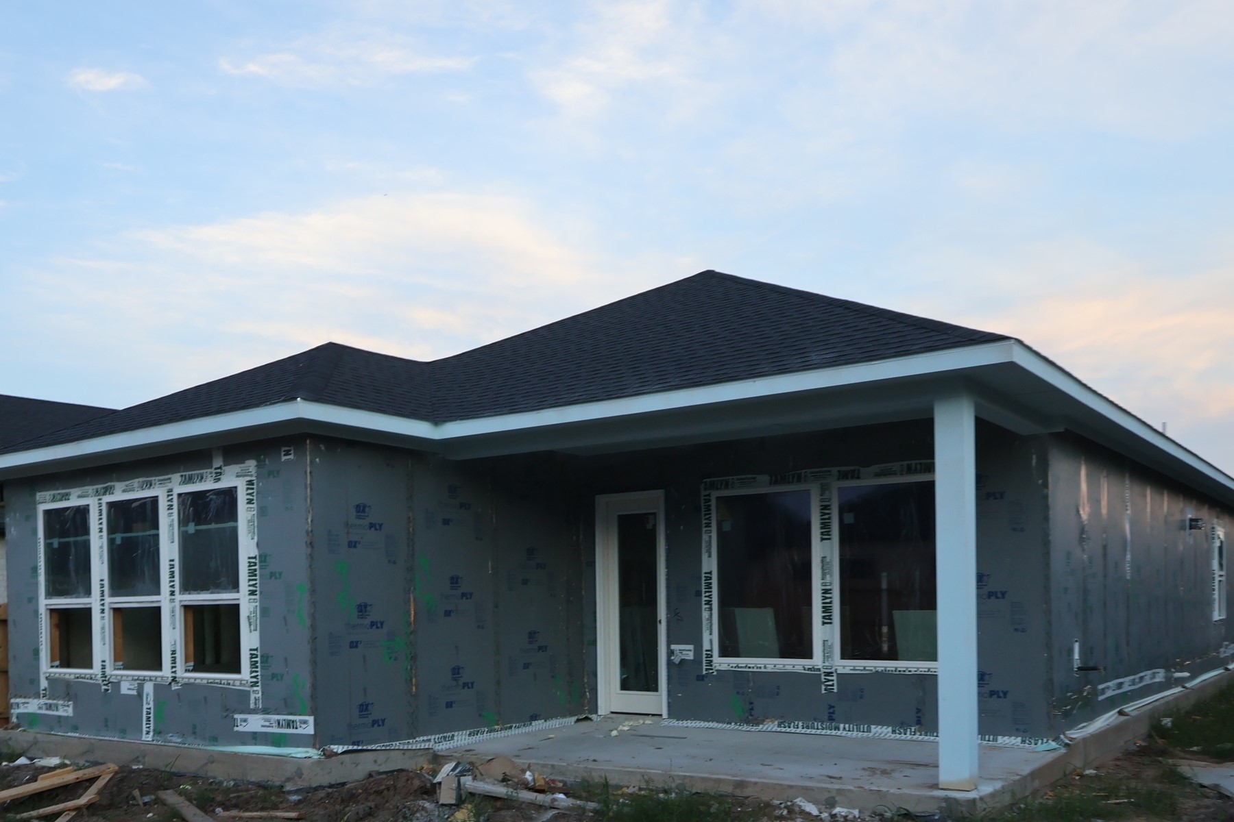 Listing photo 1