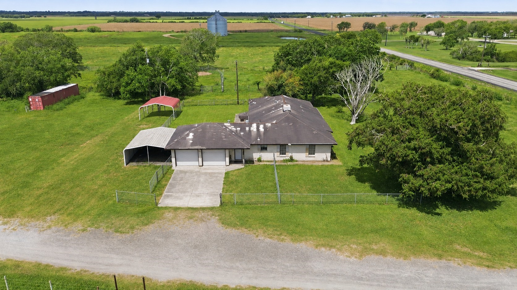 Listing photo 1