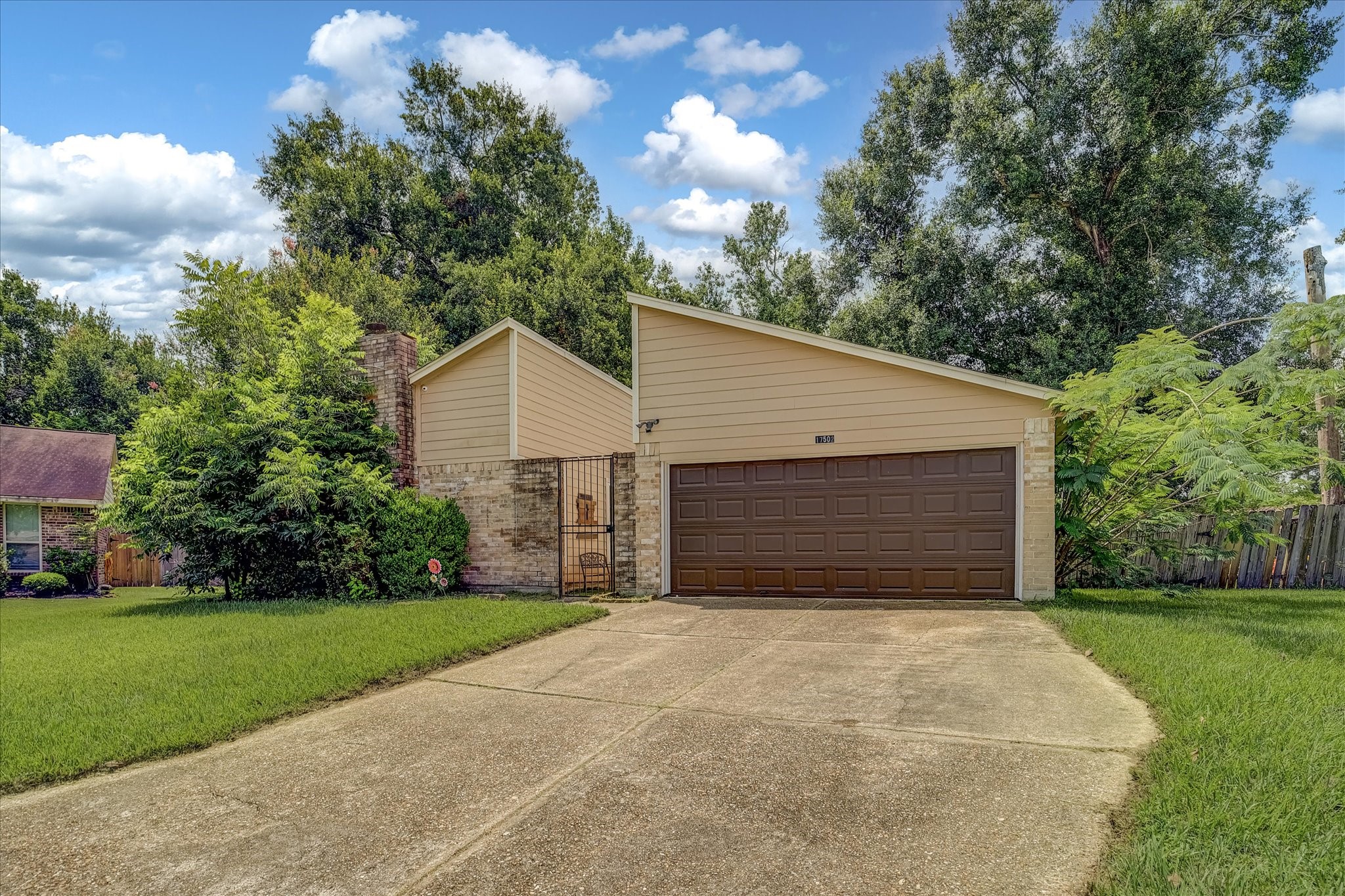 Listing photo 4