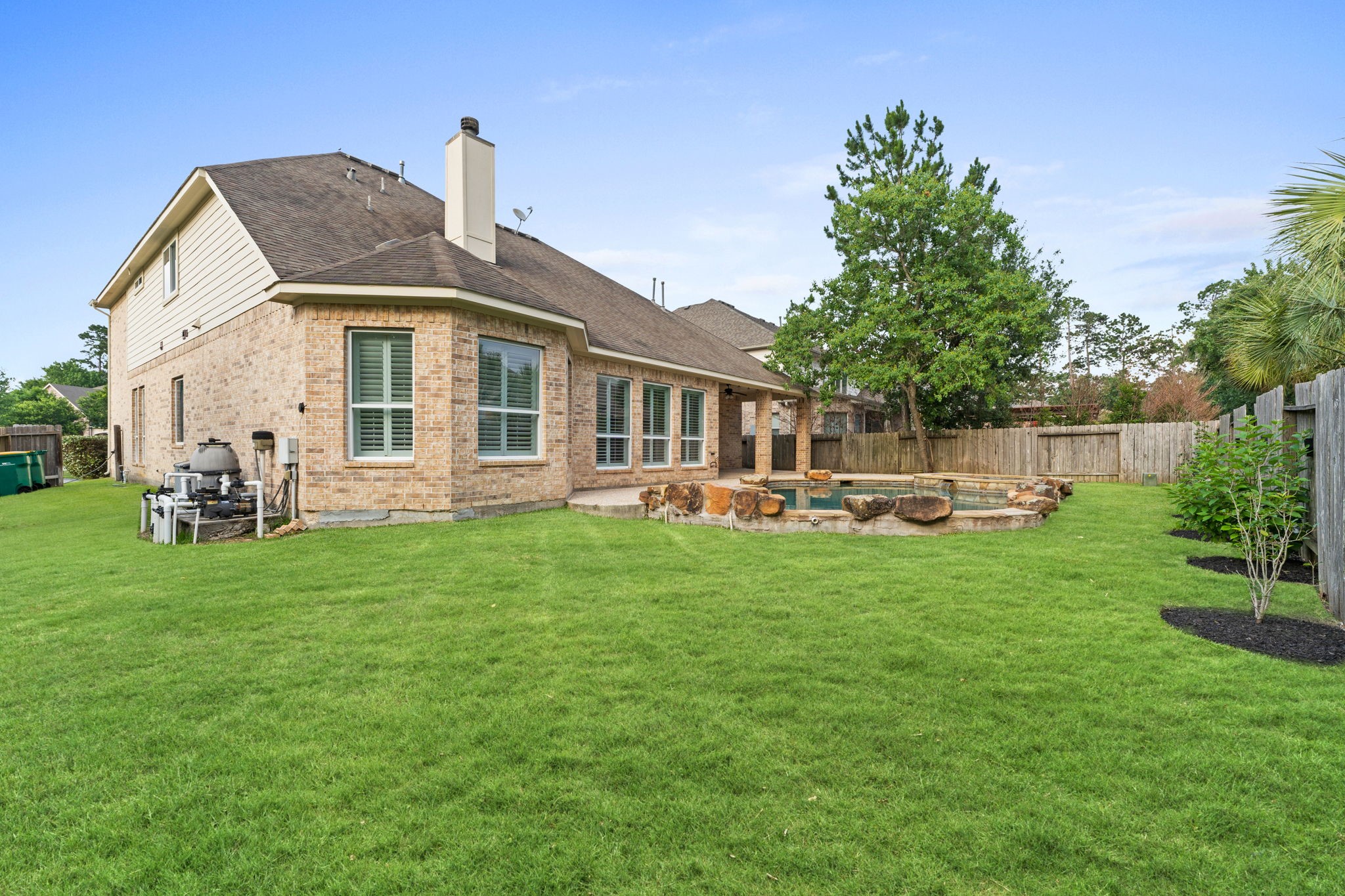 Listing photo 4