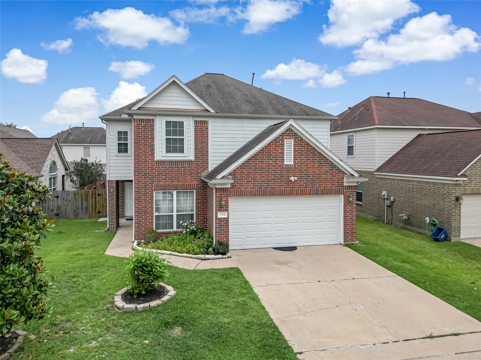 Listing photo 1