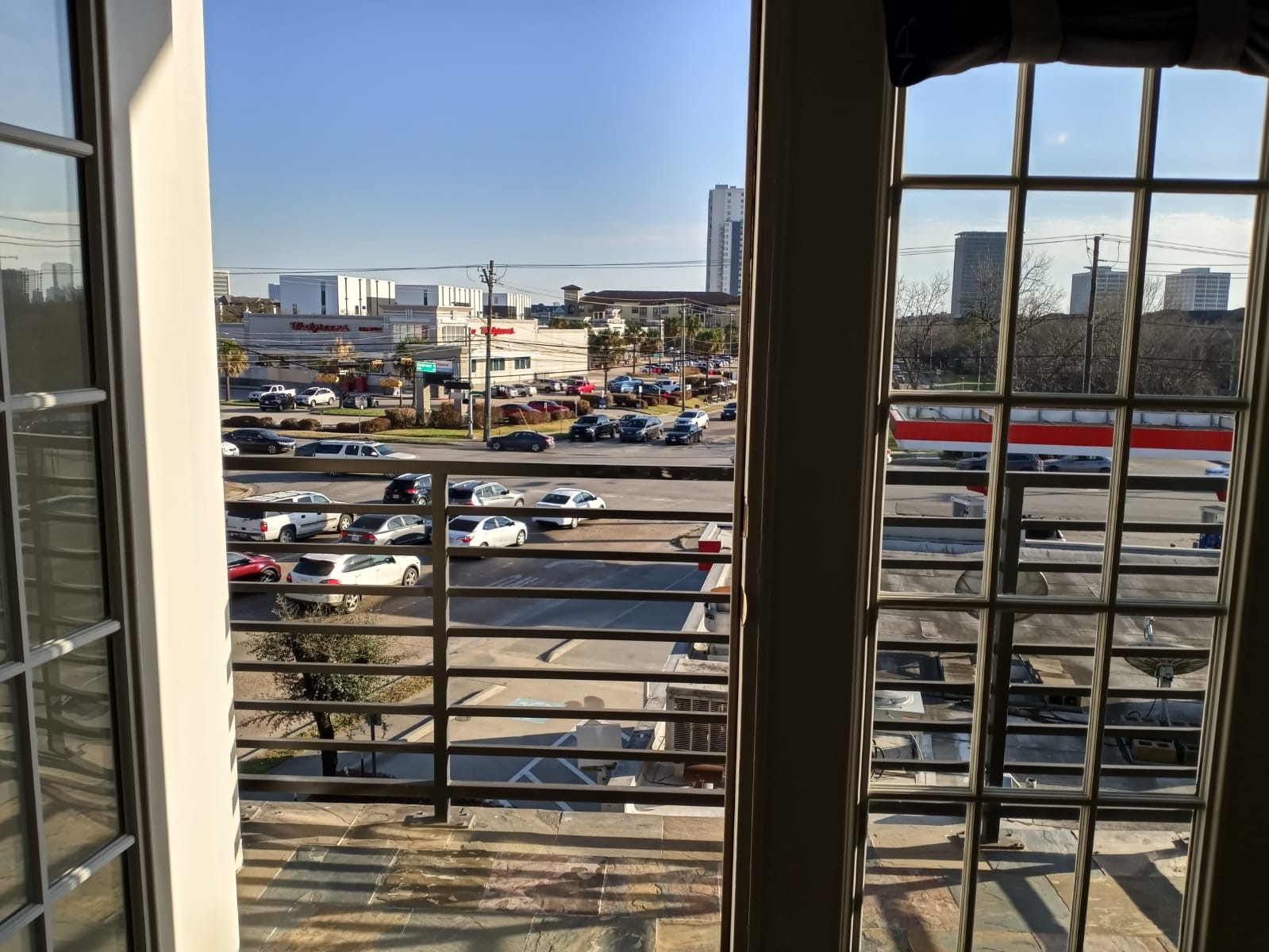 Listing photo 5
