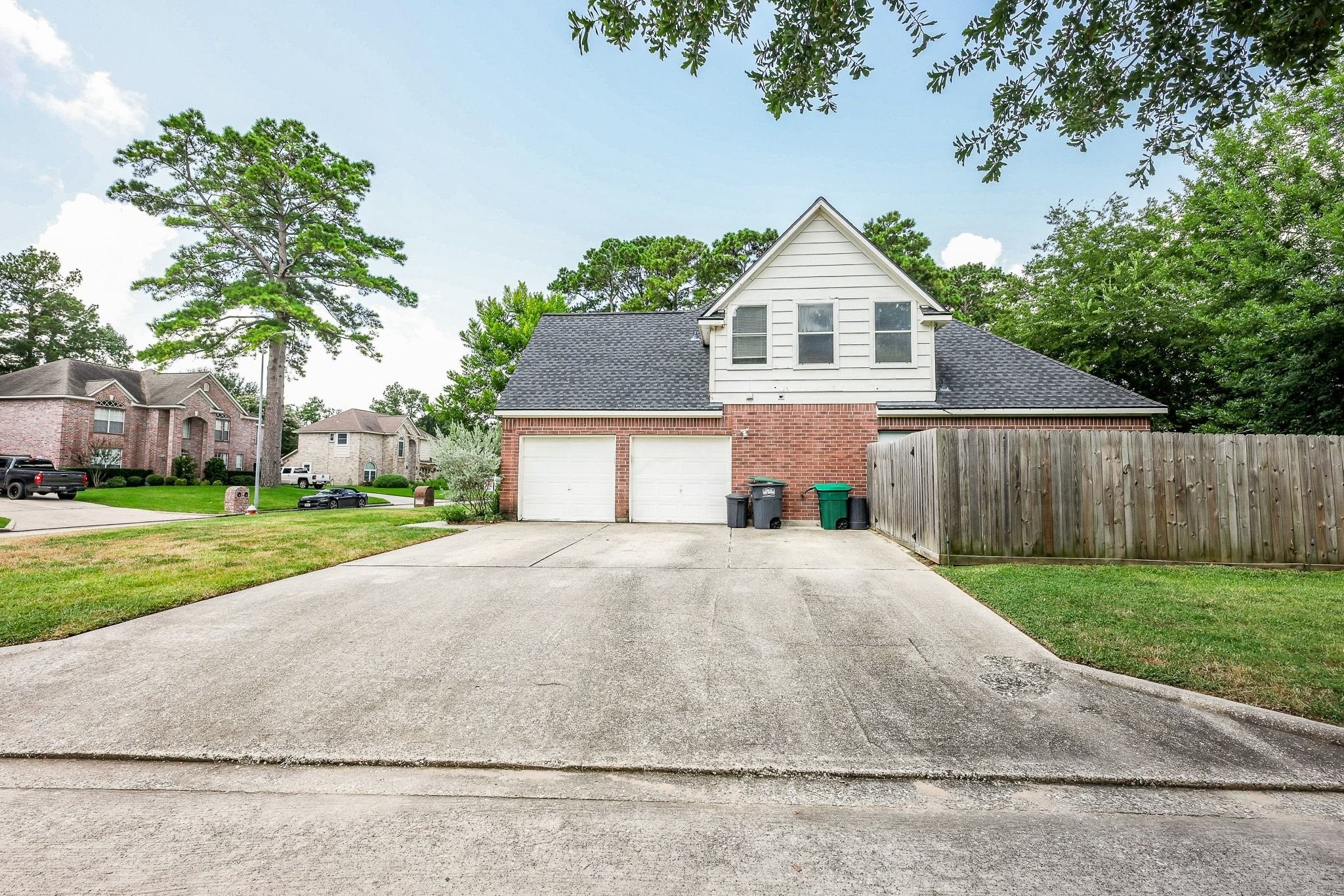 Listing photo 4