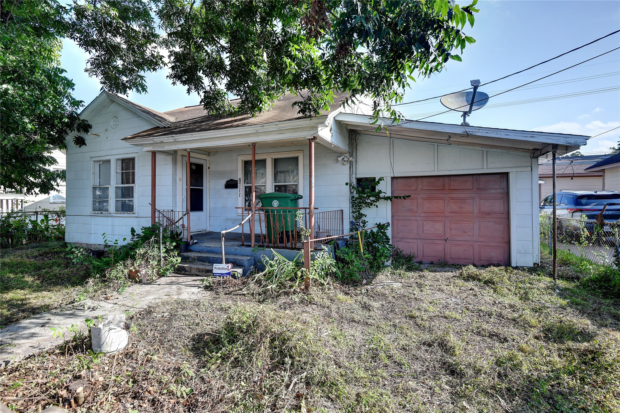 Listing photo 1
