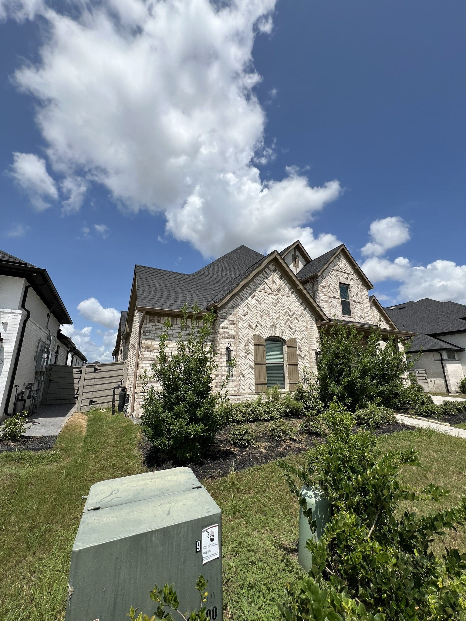 Listing photo 3