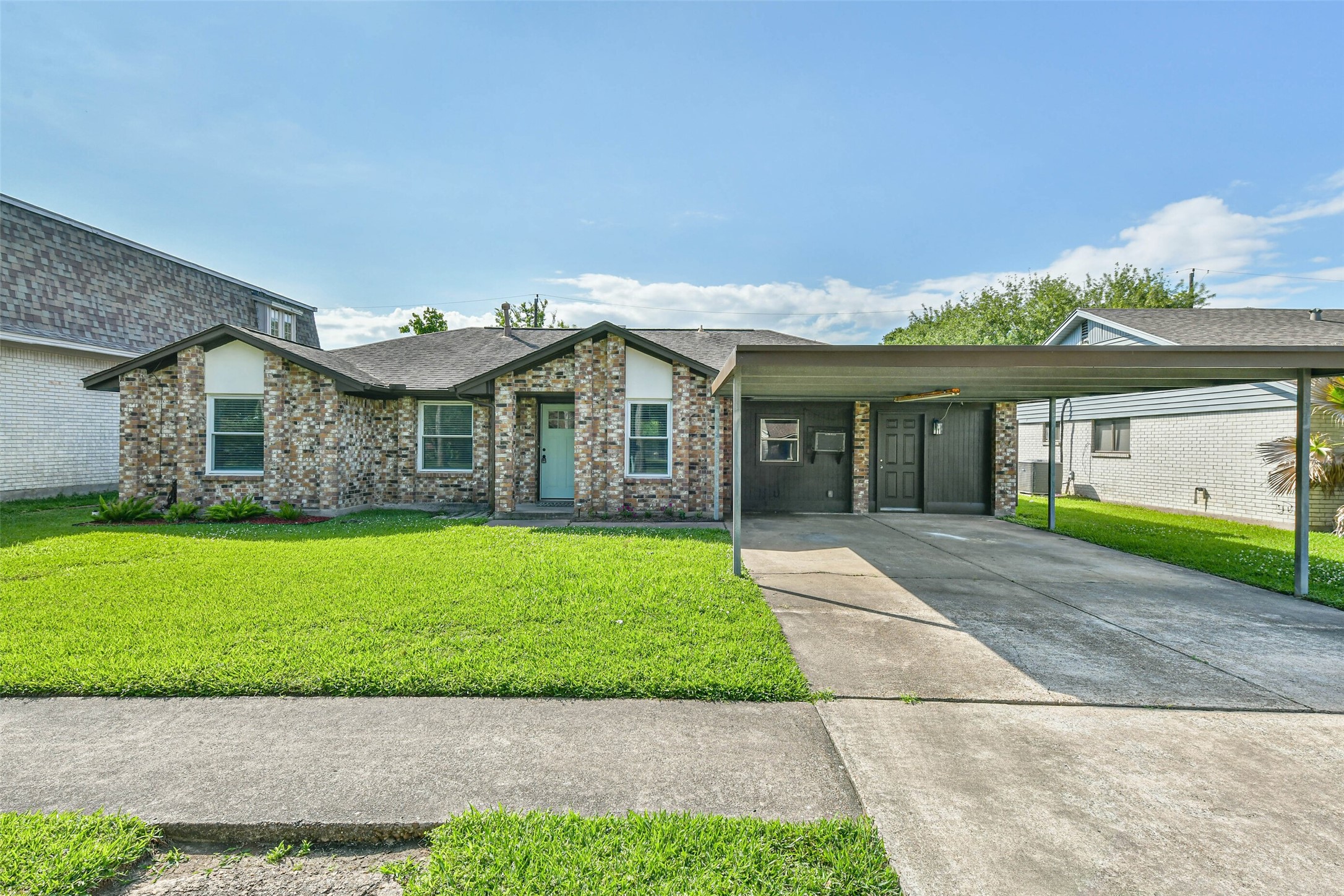Listing photo 5