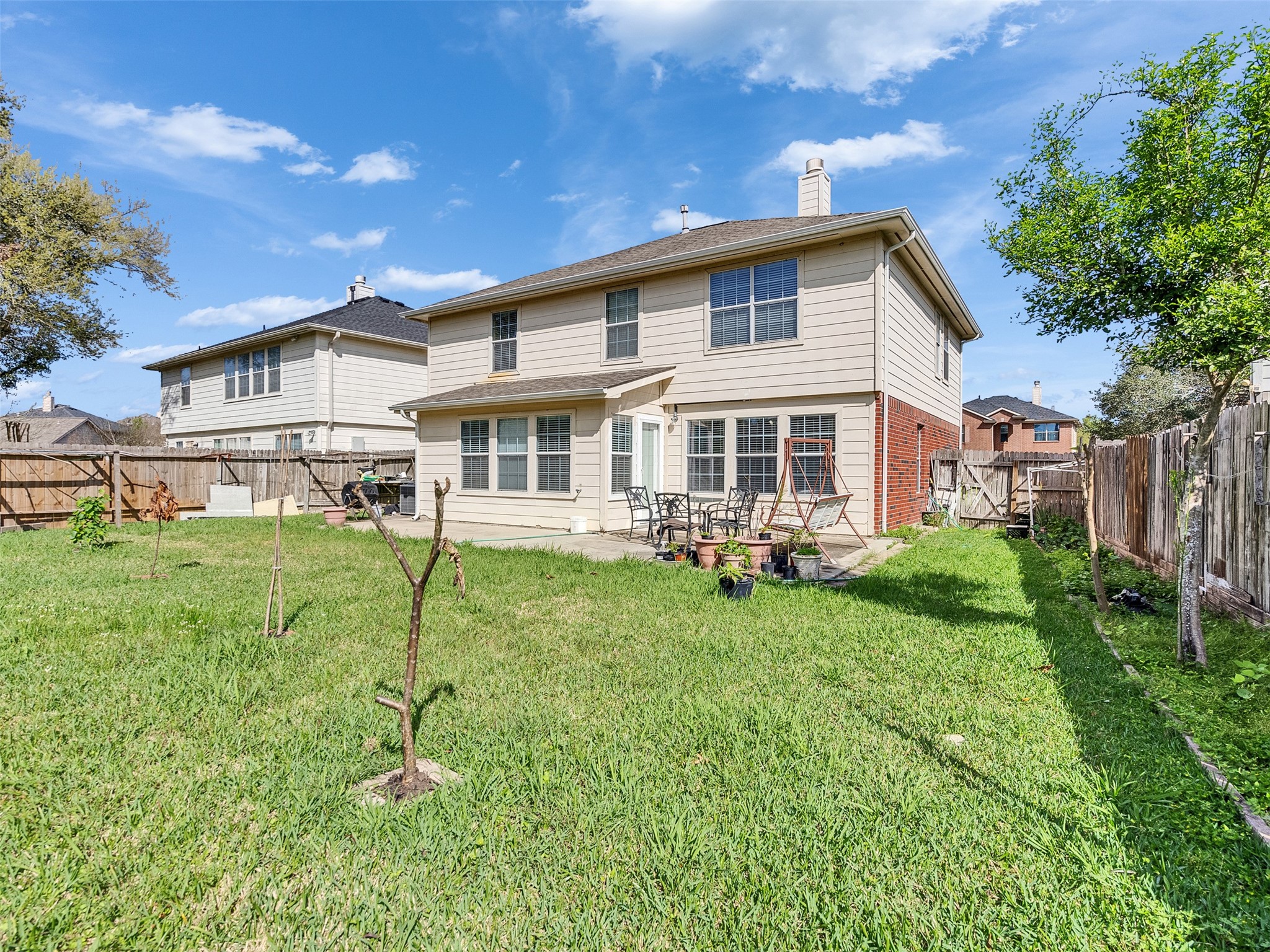Listing photo 4