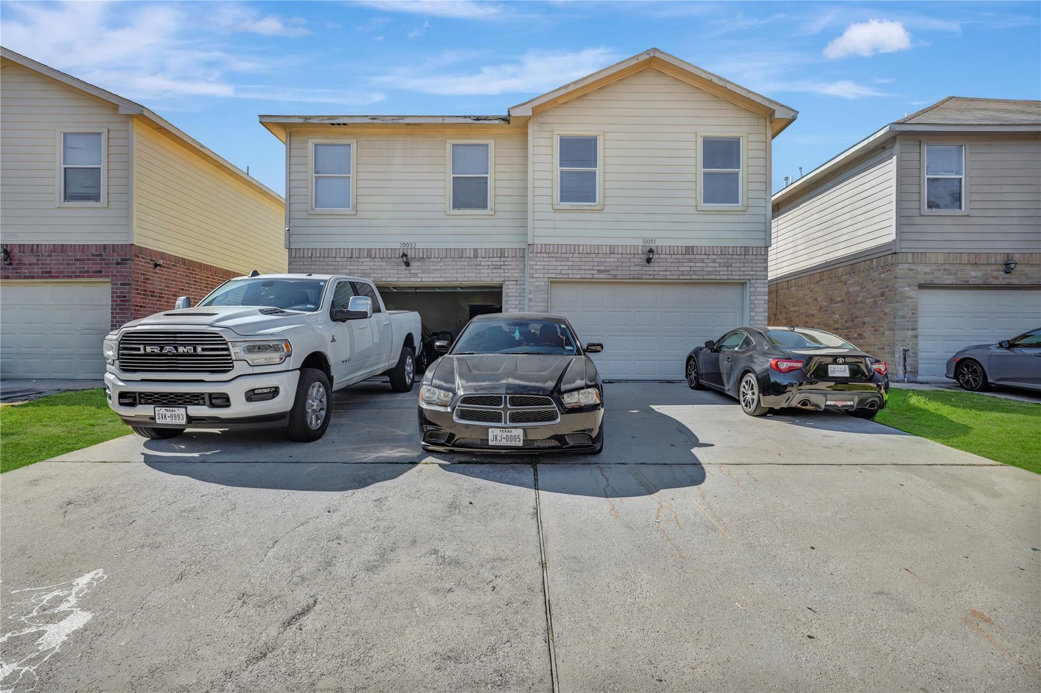 Listing photo 1