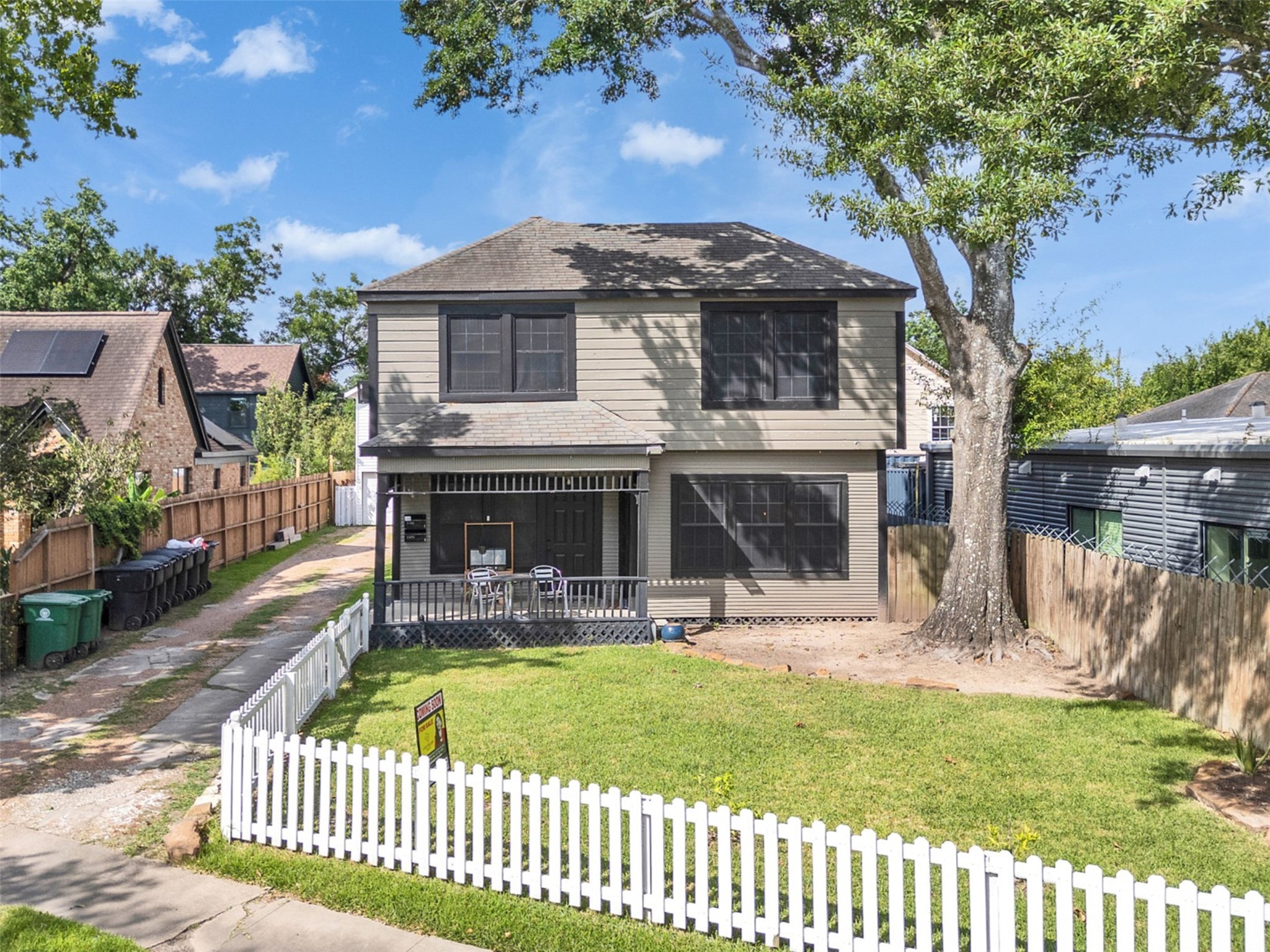 Listing photo 1