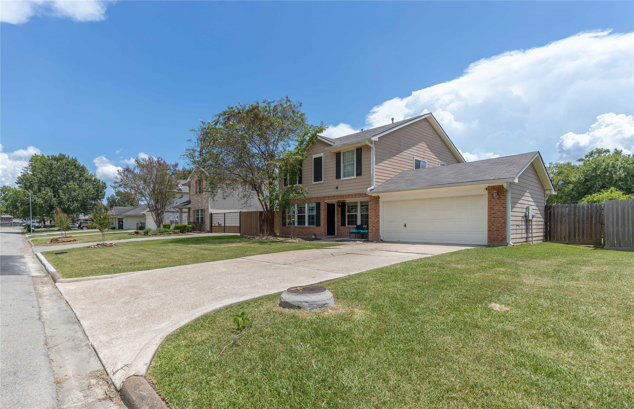 Listing photo 1