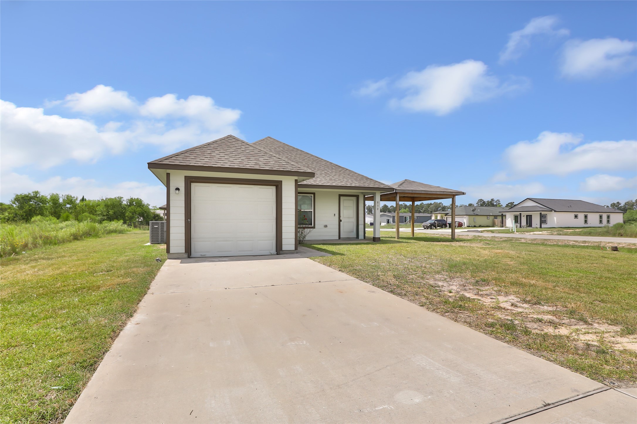 Listing photo 1