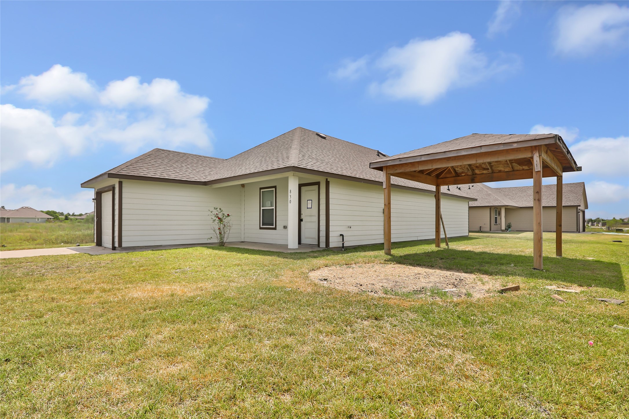 Listing photo 1