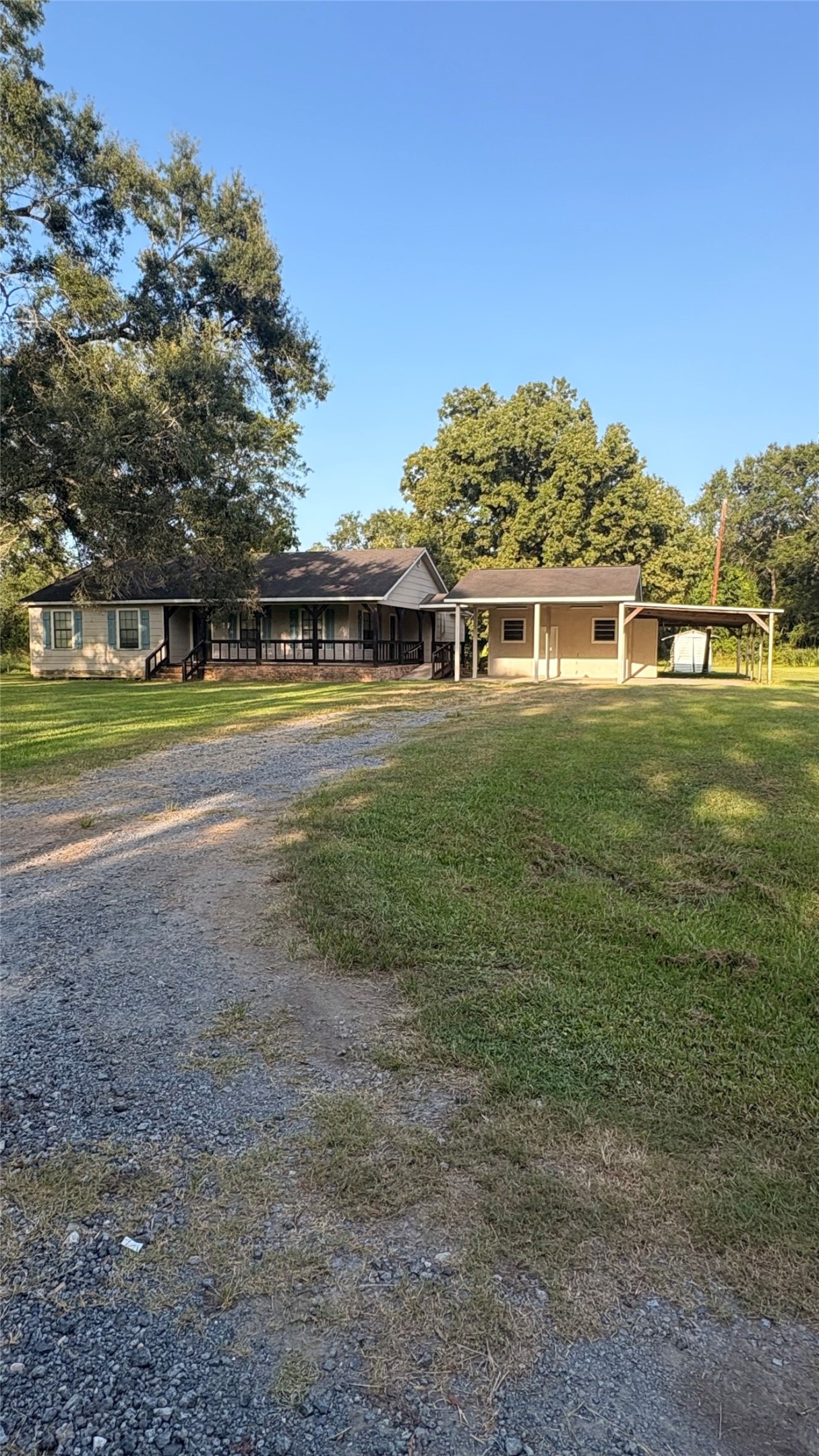 Listing photo 4