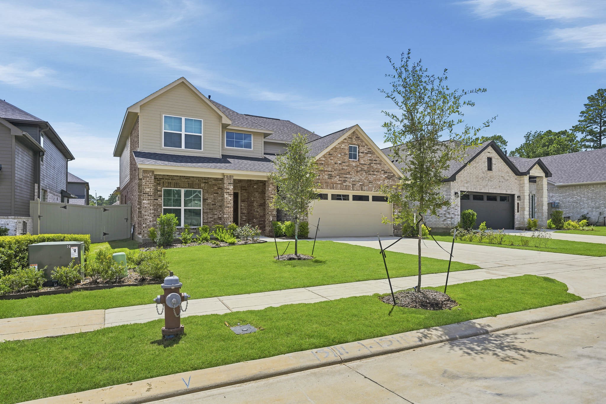 Listing photo 2