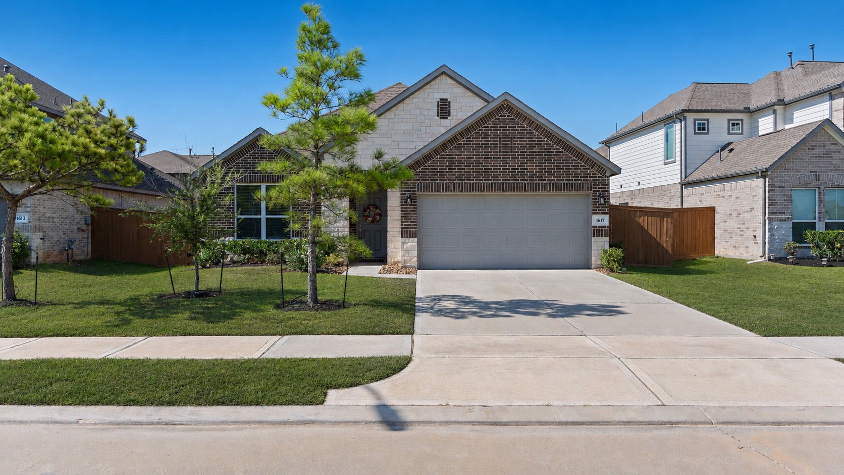 Listing photo 1